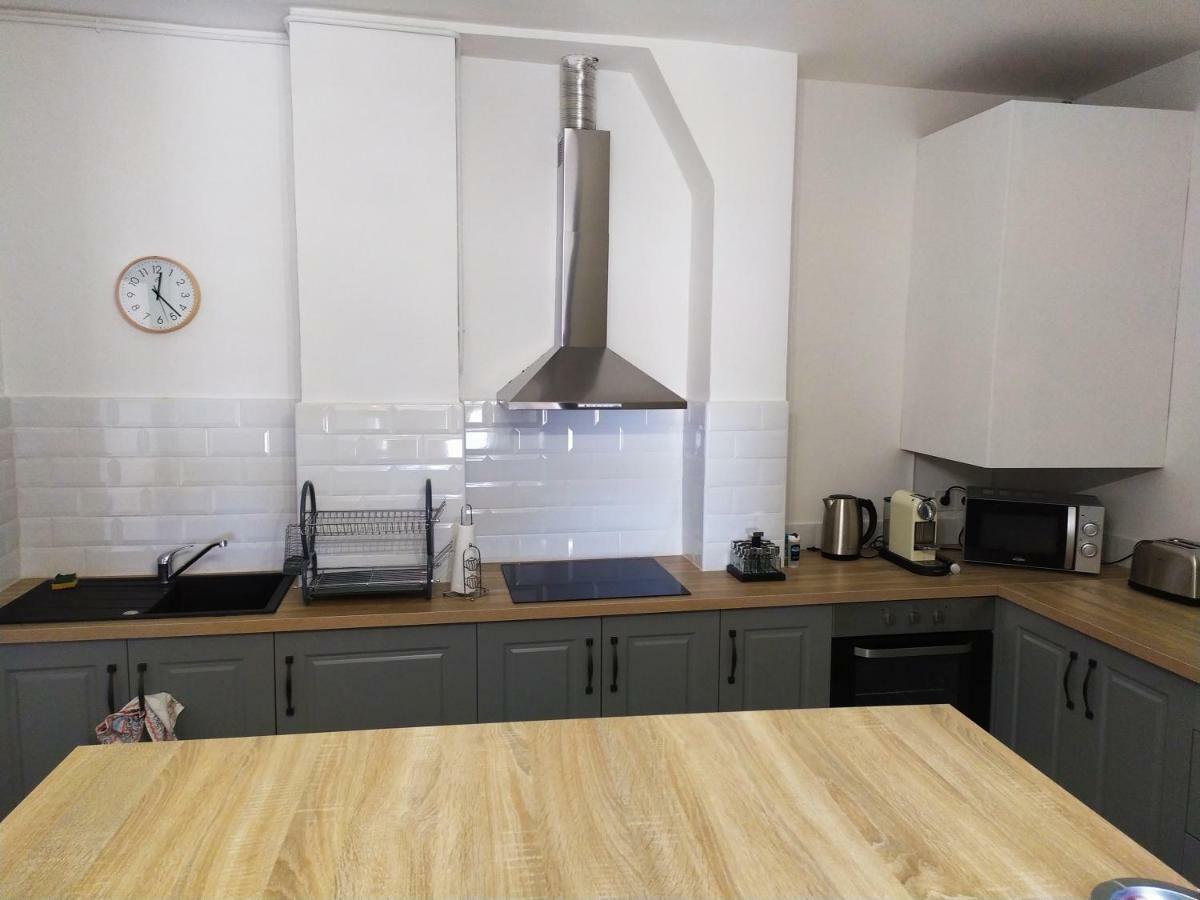 Appartement Place De La Mairie Μπεζιέ Εξωτερικό φωτογραφία